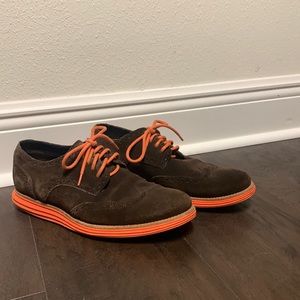 Cole Haan men shoes. Size 8.5.  Brown